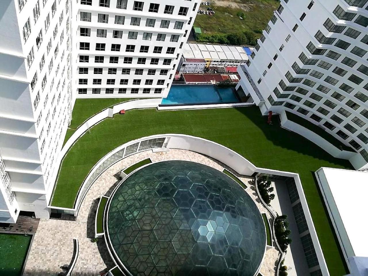 Silverscape Seaview Residence Melaka Exterior foto