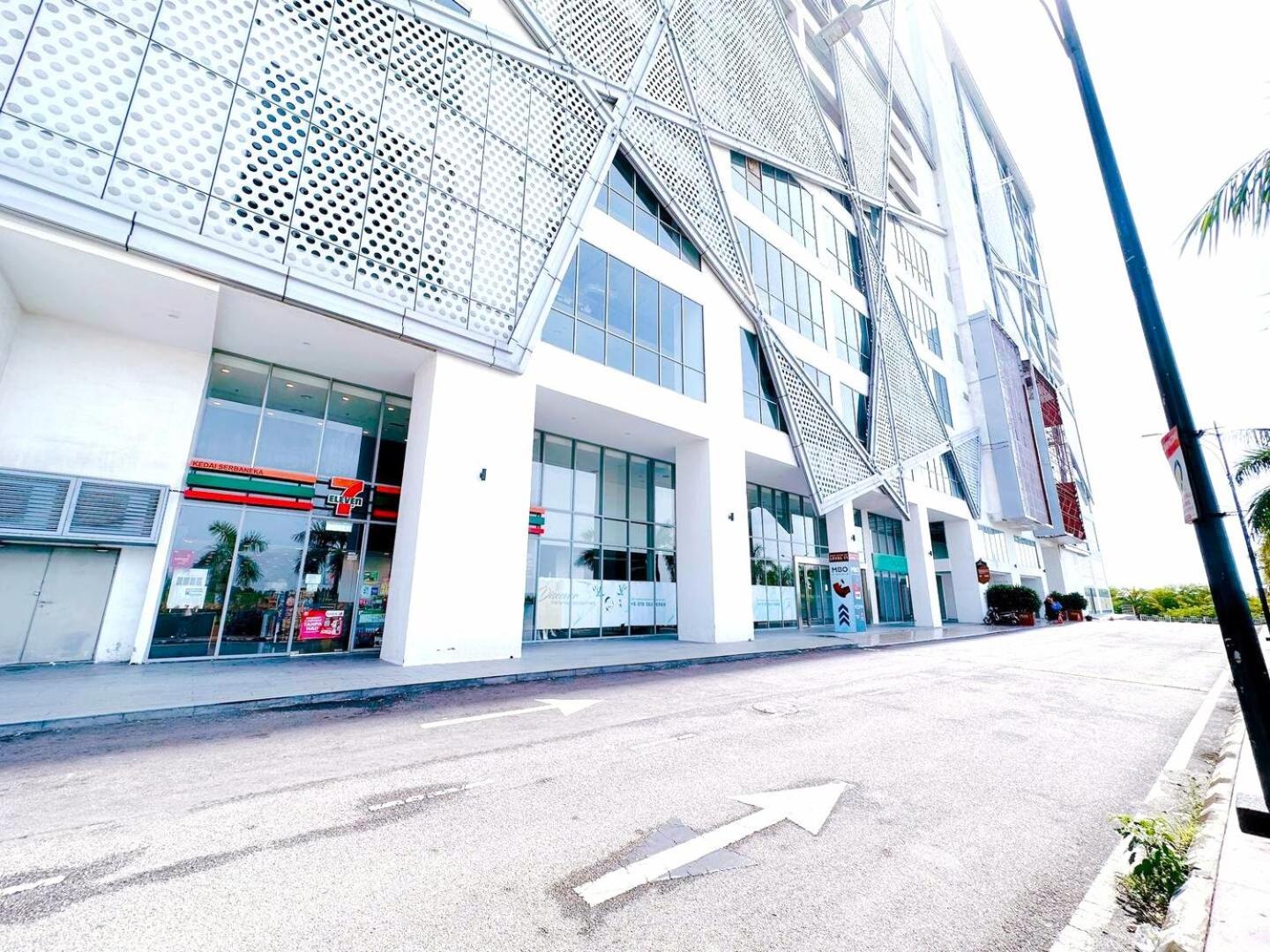 Silverscape Seaview Residence Melaka Exterior foto