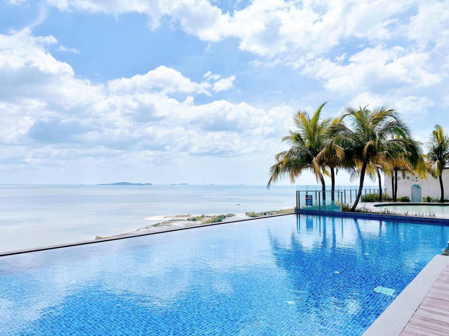 Silverscape Seaview Residence Melaka Exterior foto